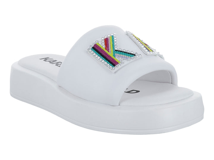 Sandalias blancas de plataforma Karl Lagerfeld con logotipo decorado en colores brillantes y cristales.
