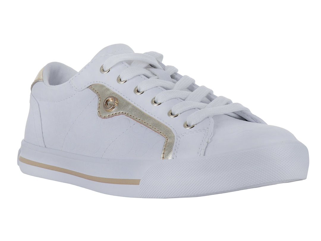 Tenis blancos con detalles dorados y agujetas blancas sobre fondo blanco.