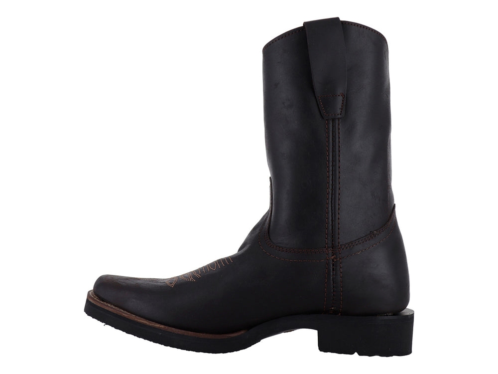 Bota vaquera de cuero color moka marca Angus para hombre con suela negra.