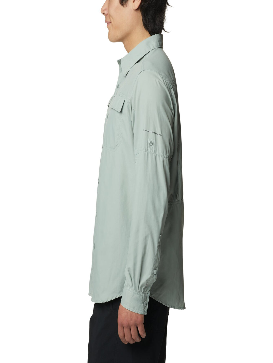 Camisa Columbia Silver Ridge 2.0 de color verde grisáceo con mangas remangadas y bolsillos frontales.