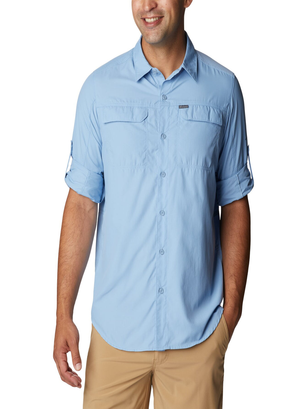 Camisa Columbia de manga larga en color azul claro Jet Stream con bolsillos en el pecho.