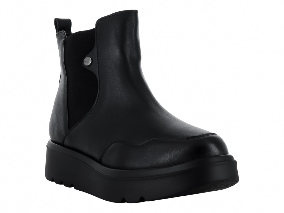Botas negras de piel para mujer con suela gruesa tipo plataforma y panel elástico lateral.