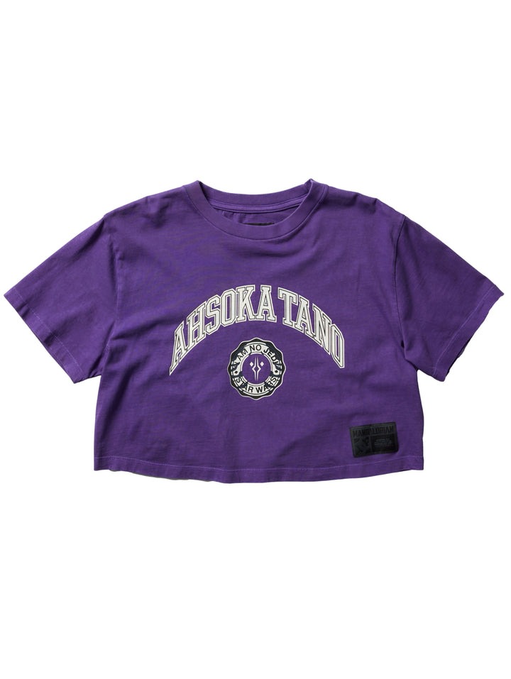 Camiseta morada oversized con estampado de Ahsoka Tano en el frente.