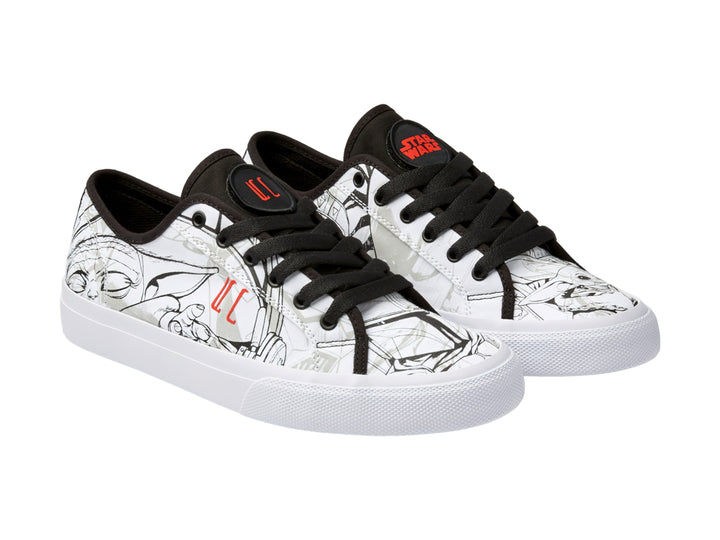 Tenis blancos de lona con agujetas negras y estampado de Grogu de Star Wars.