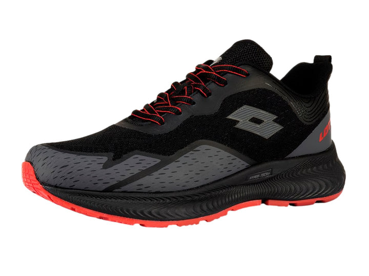 Tenis deportivos Lotto color negro con suela y detalles en rojo.