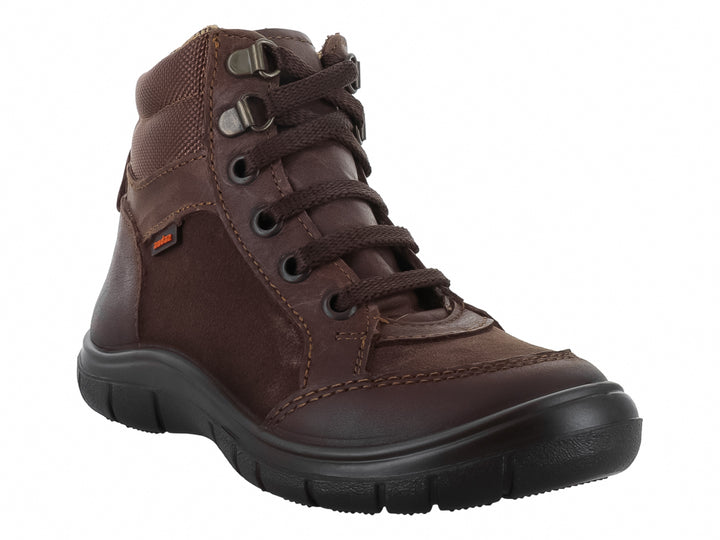 Bota casual para niña en color café con agujetas y suela oscura.