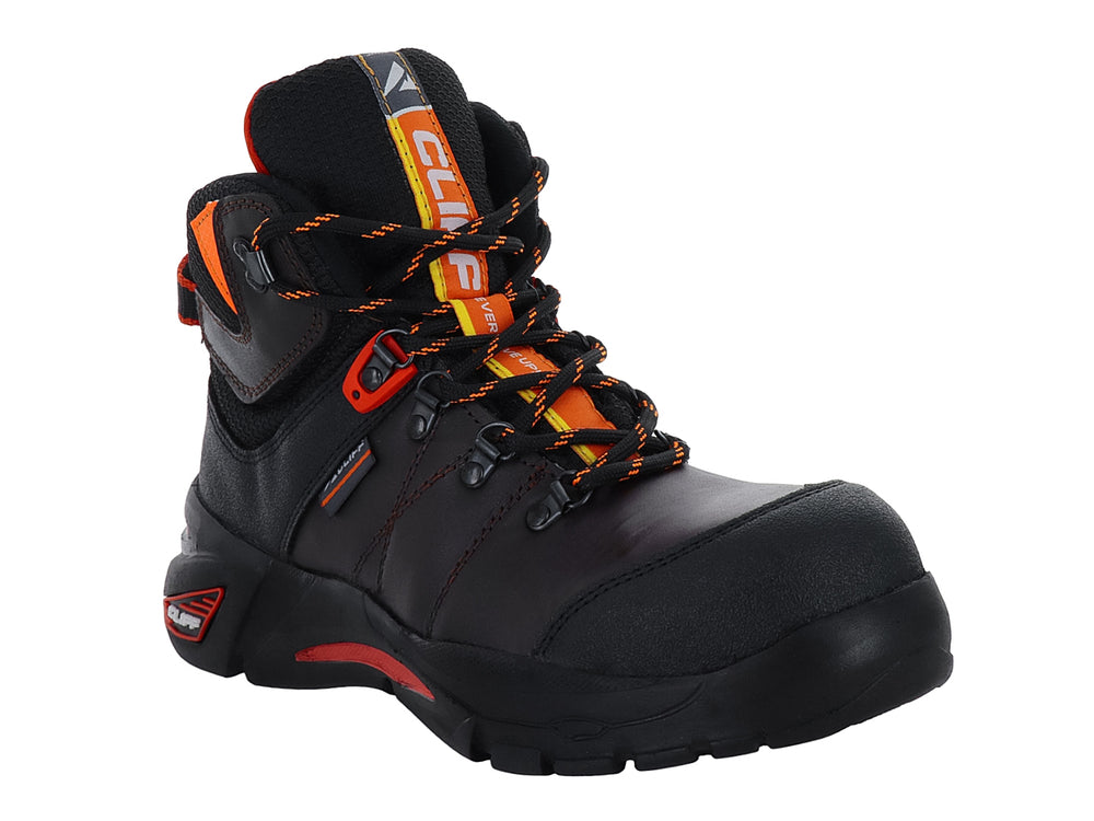 Bota de seguridad CLIFF color café oscuro con detalles en naranja y suela robusta.