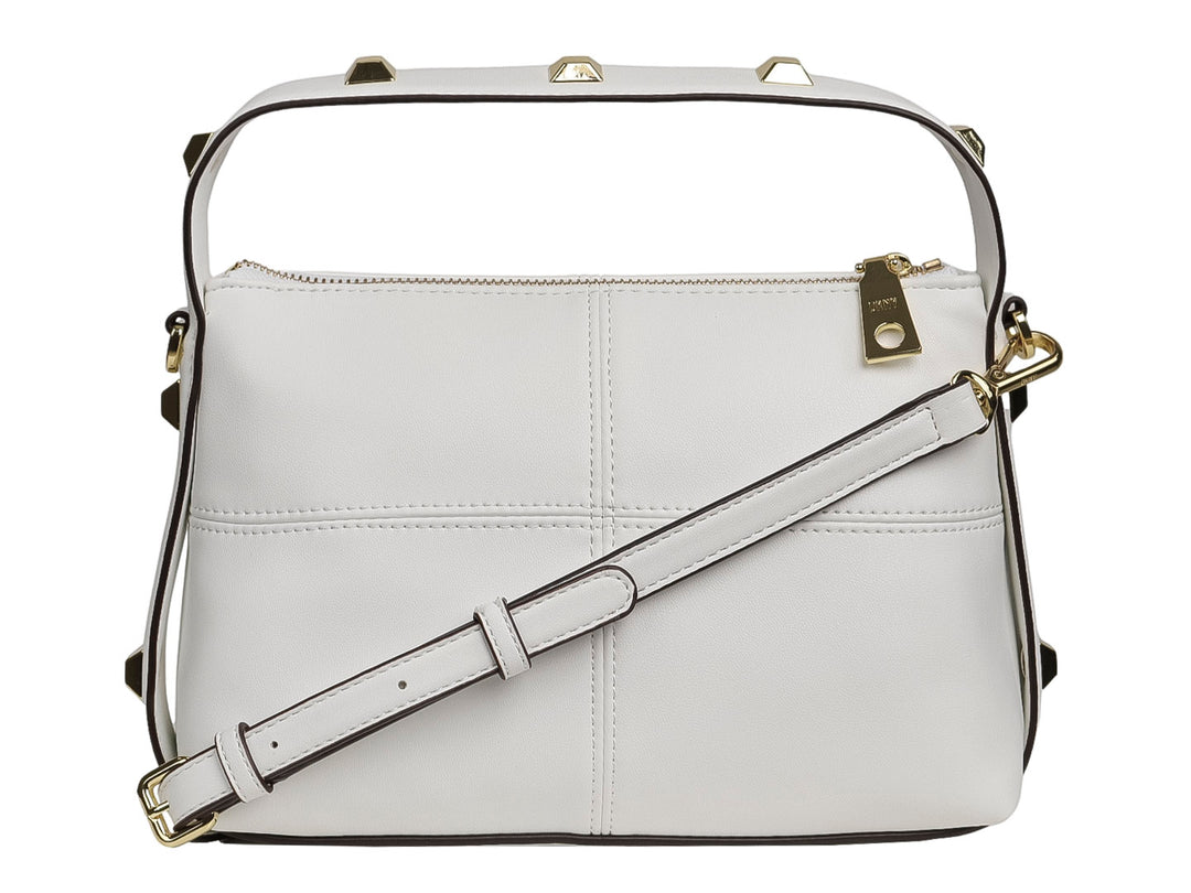 Bolso de hombro DKNY color blanco óptico con detalles y herrajes en tono dorado.