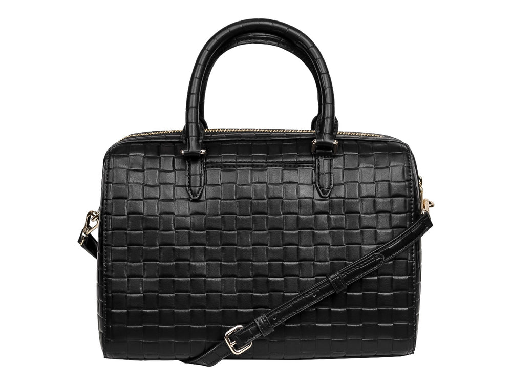 Bolso de mano DKNY color negro con textura tejida, asas superiores y herrajes dorados.
