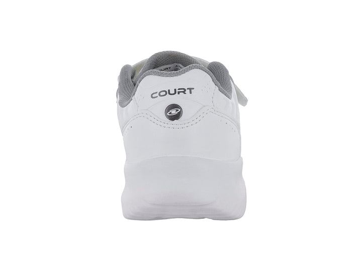 Tenis deportivos blancos para niño con cierre de velcro y suela blanca texturizada.