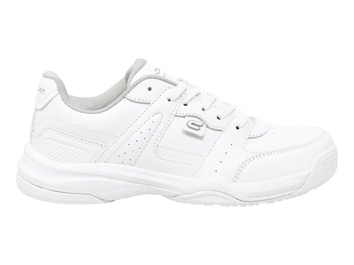 Tenis deportivos para niño en color blanco total con agujetas y suela blanca.