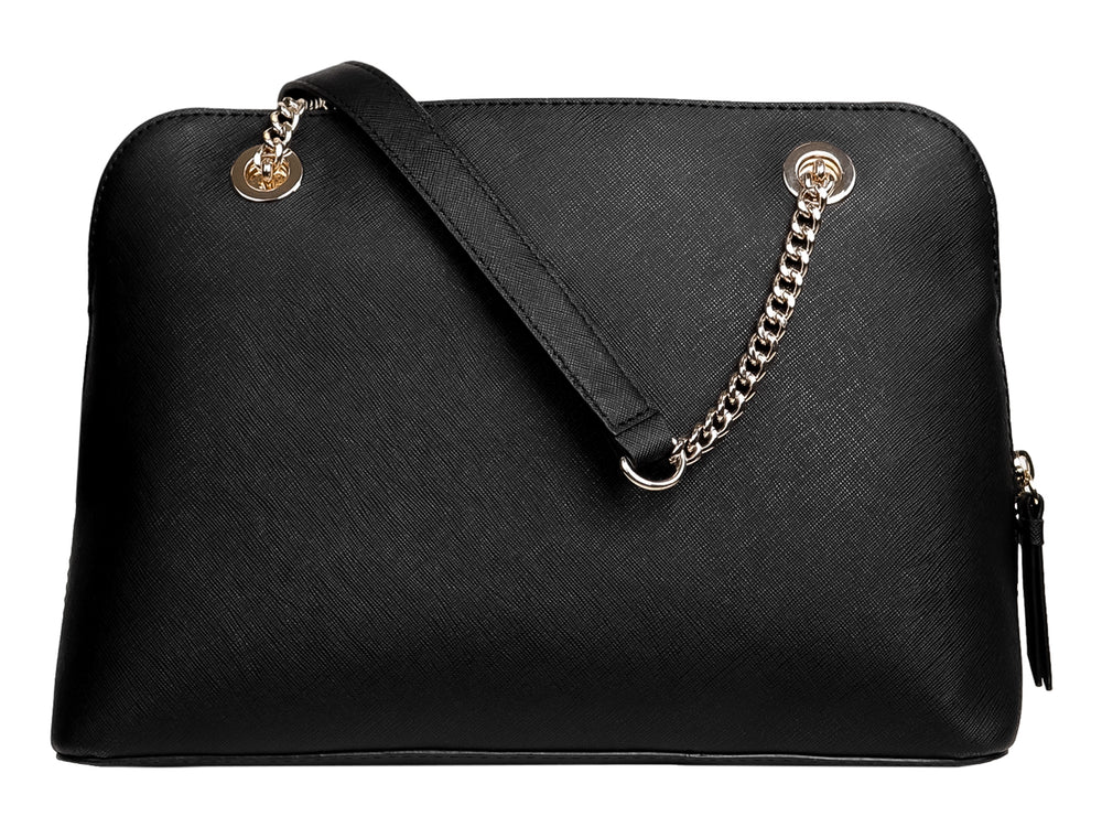 Bolso negro DKNY con detalles dorados y asas de cadena.