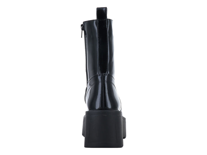 Bota de charol negro con plataforma alta y agujetas para mujer.