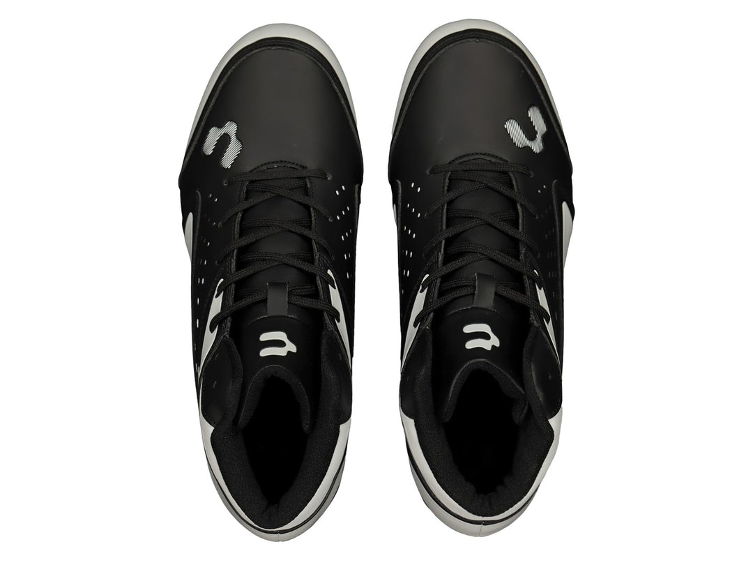 Zapato deportivo Charly de corte alto en colores blanco y negro con suela de tacos.