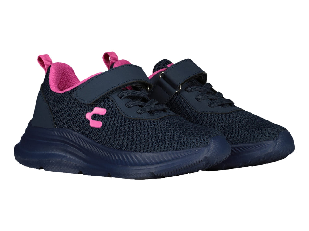 Tenis deportivos Charly para niña en color azul marino con detalles en rosa y cierre de correa velcro.