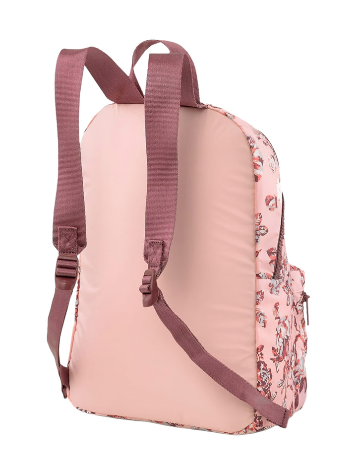 Mochila PUMA color rosa con estampado floral en tonos guinda y rosa, con bolsillo frontal y correas ajustables.