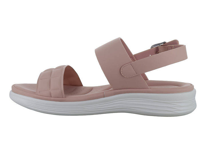 Sandalia de plataforma color nude con tiras anchas y suela blanca para mujer.