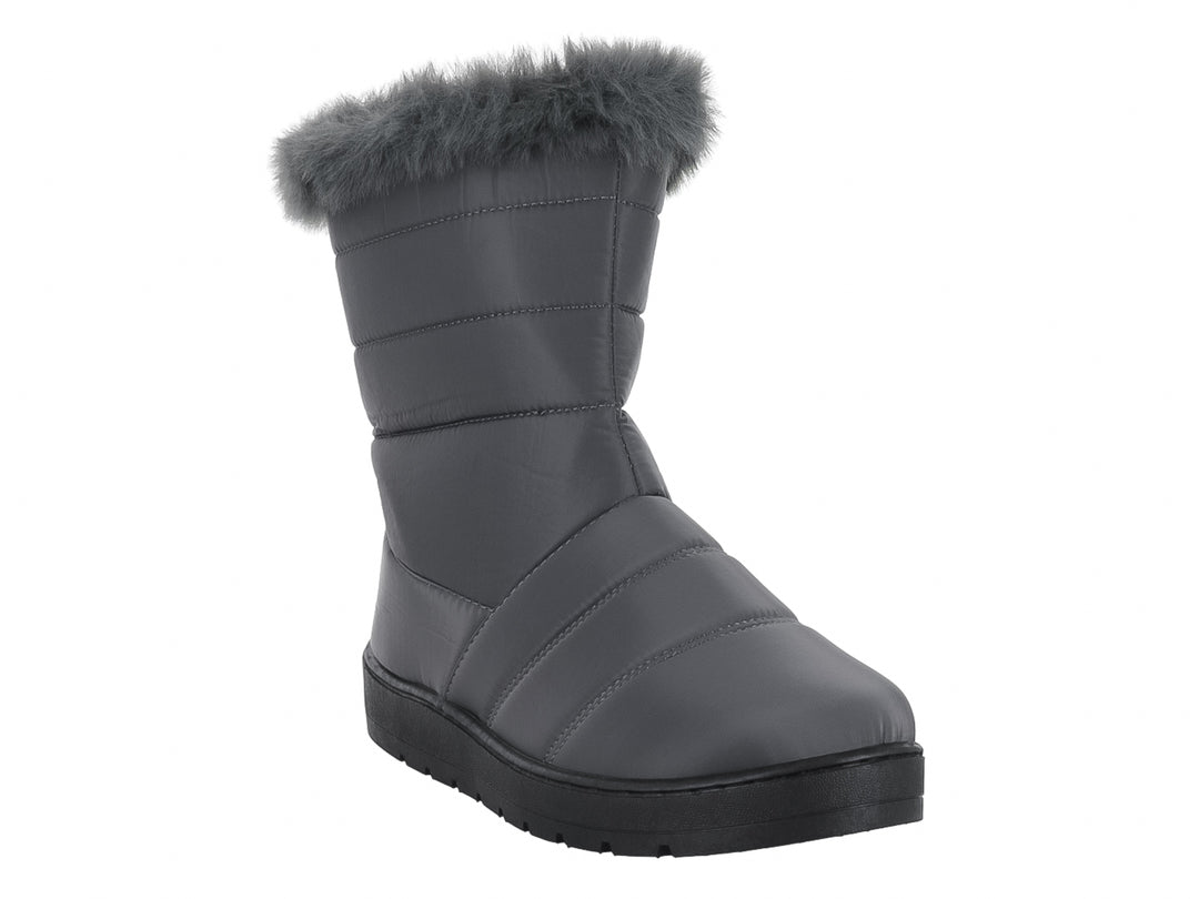 Botas color gris con borde de peluche y suela negra para niño o niña.