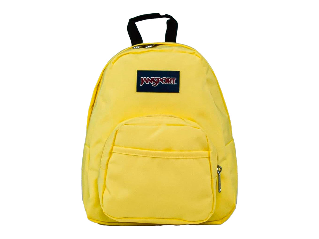 Mochila JanSport color amarillo pálido con un bolsillo frontal y asa superior negra.