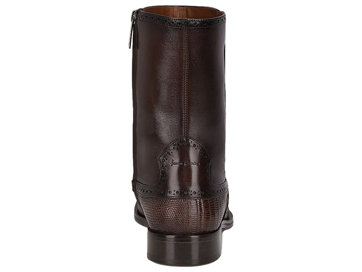 Bota Cuadra de piel de lagarto teju en color café con acabado elegante y textura escamosa.