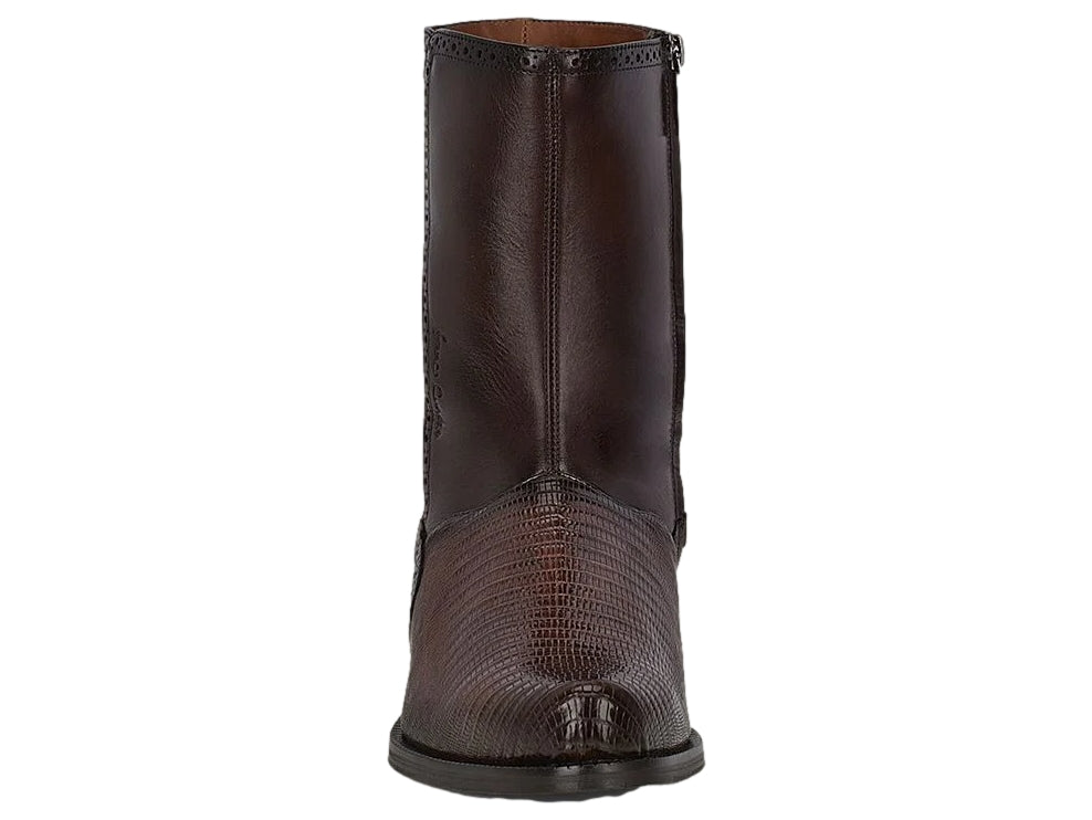 Bota Cuadra de piel de lagarto teju en color café con acabado elegante y textura escamosa.