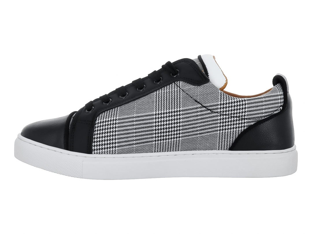 Tenis casuales Platini con diseño de cuadros en gris y negro, detalles sintéticos negros y suela blanca.