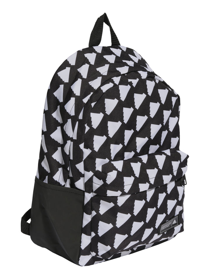 Mochila Adidas con estampado geométrico en colores blanco y negro.