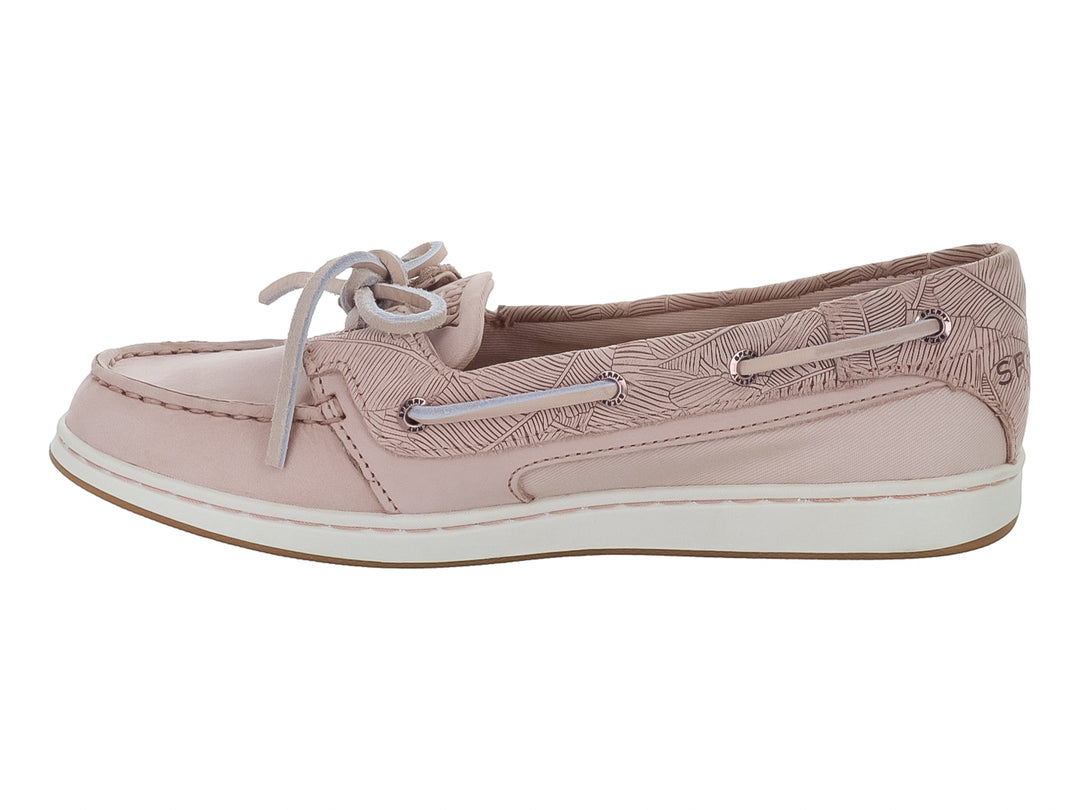 Zapato náutico Sperry color rosa con textura grabada y suela blanca.