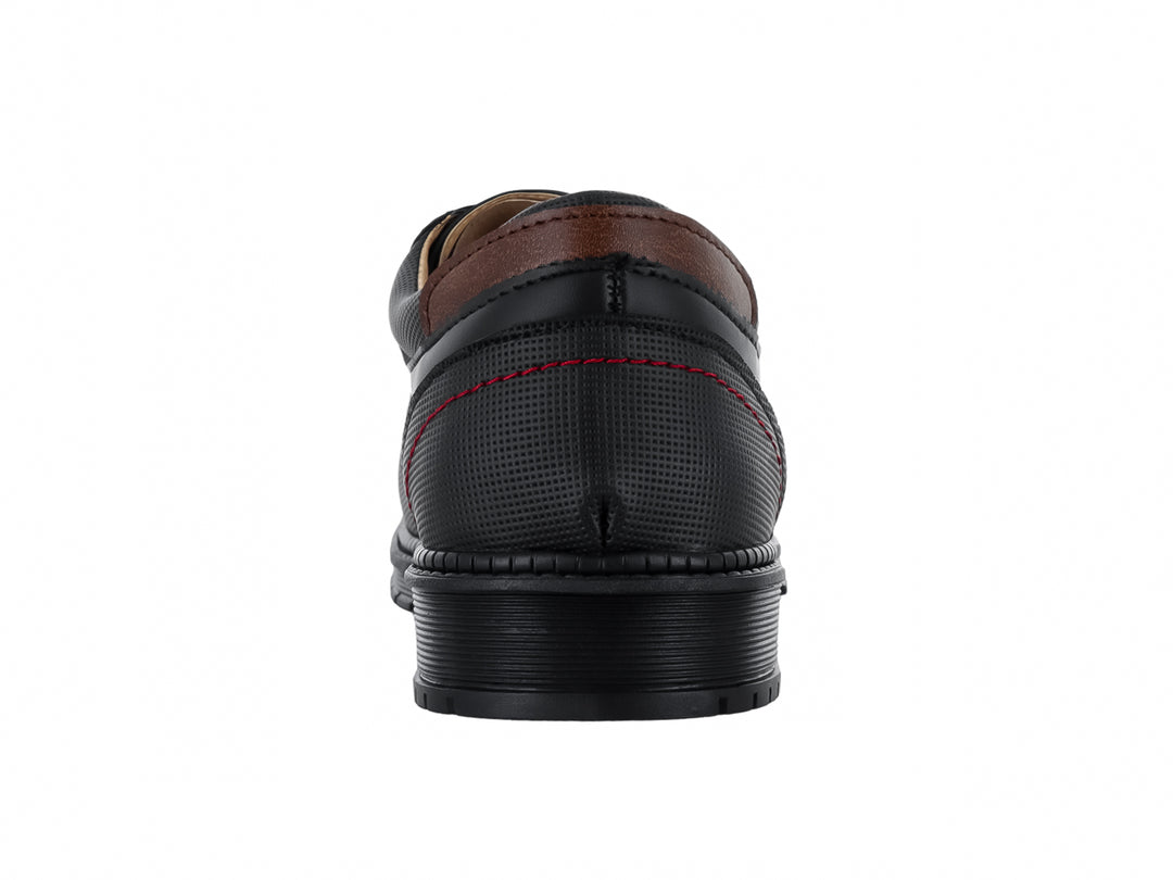 Zapato formal negro de cordones con detalles de costuras rojas y talón café.