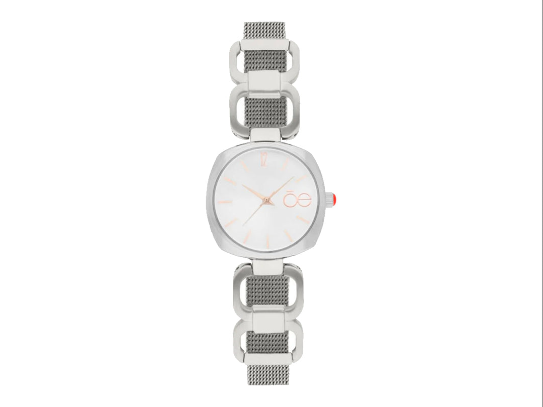 Reloj análogo Cloe para mujer en color plata con correa de malla metálica y esfera blanca.