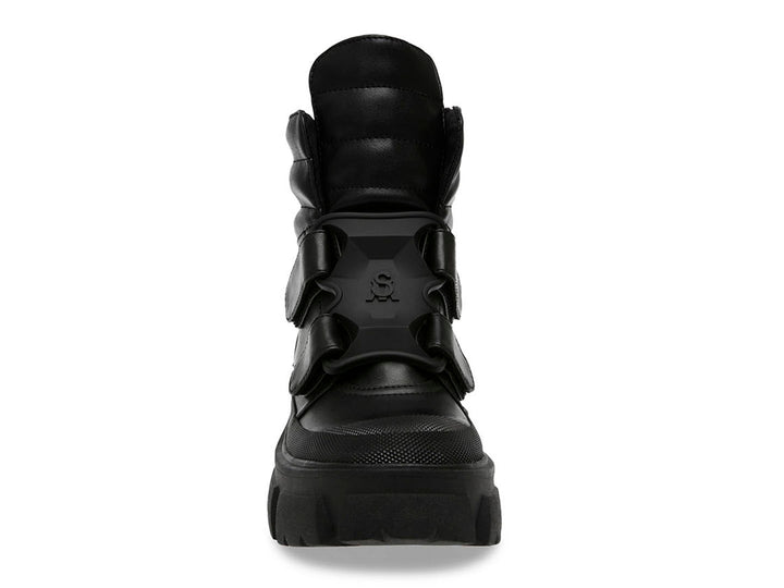 Bota negra de Steve Madden con suela de plataforma gruesa y correas frontales.