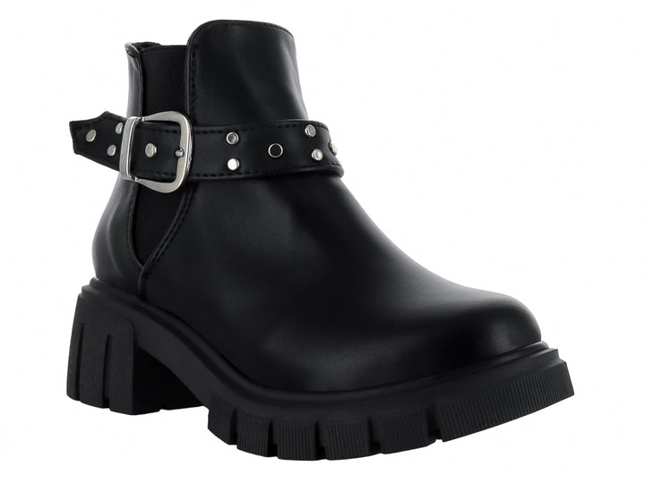 Botas negras para niña con suela de plataforma, hebilla plateada y detalles de tachuelas.