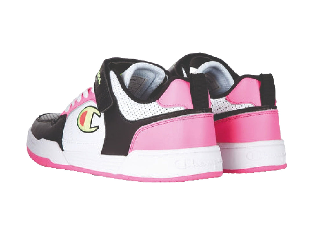 Tenis deportivos Champion de corte bajo en colores rosa, negro y blanco con cierre de velcro.