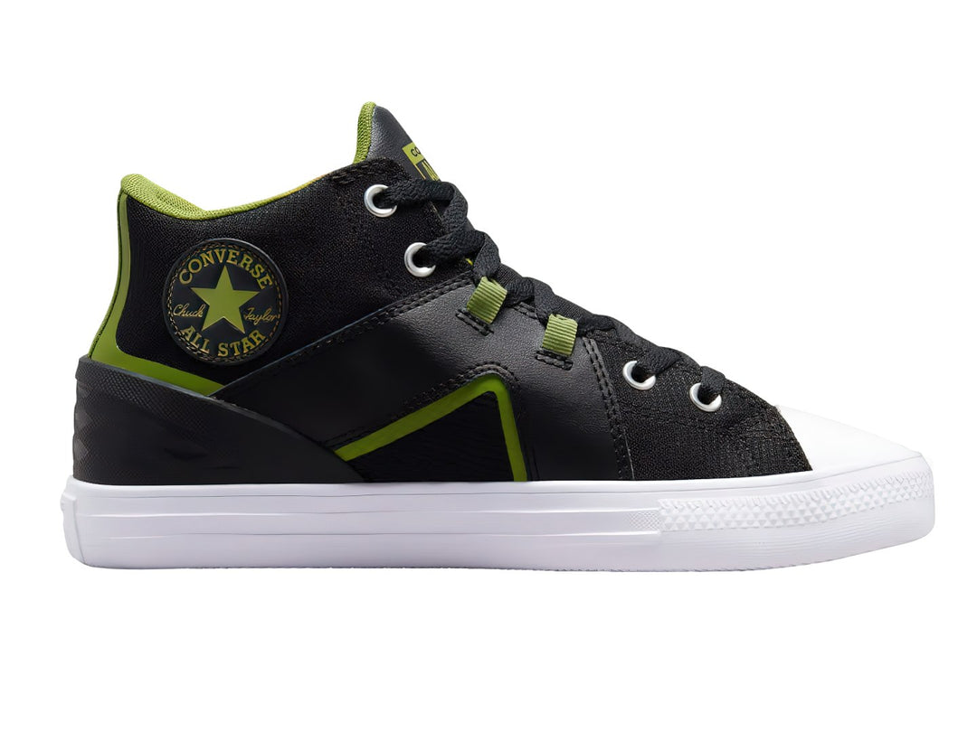 Tenis Converse Chuck Taylor All Star Flux Ultra Mid color negro con detalles verde lima y suela blanca.