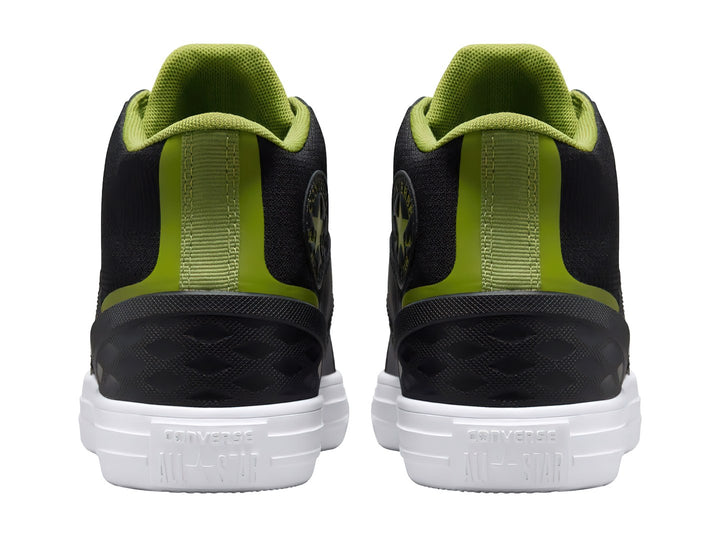 Tenis Converse Chuck Taylor All Star Flux Ultra Mid color negro con detalles verde lima y suela blanca.
