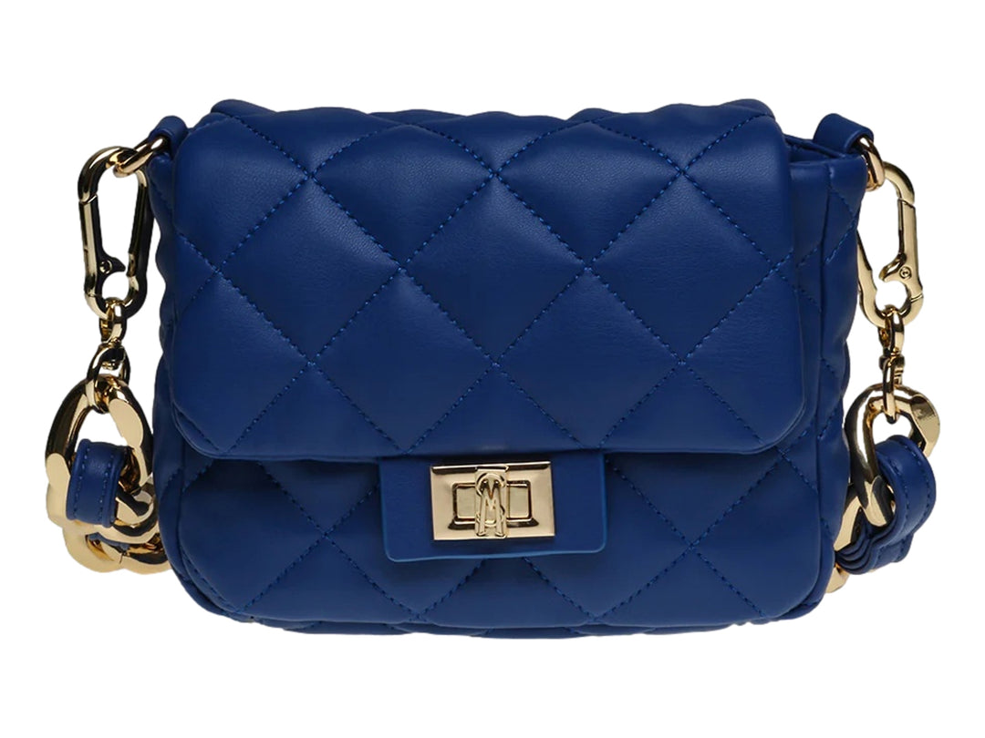 Bolso azul acolchado de Steve Madden con detalles y cadena en color dorado.