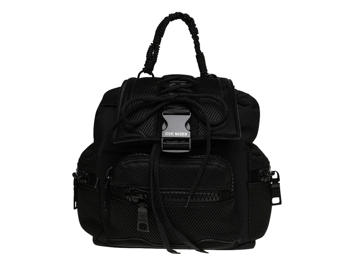 Mochila negra de Steve Madden con detalles de malla y asa superior.