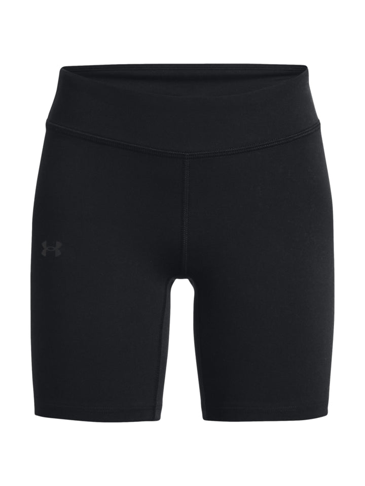 Biker shorts deportivos de color negro marca Under Armour con cintura elástica.