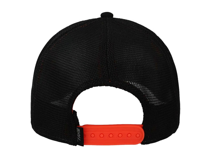 Gorra negra Goorin Bros con visera naranja y parche frontal de una pantera negra.
