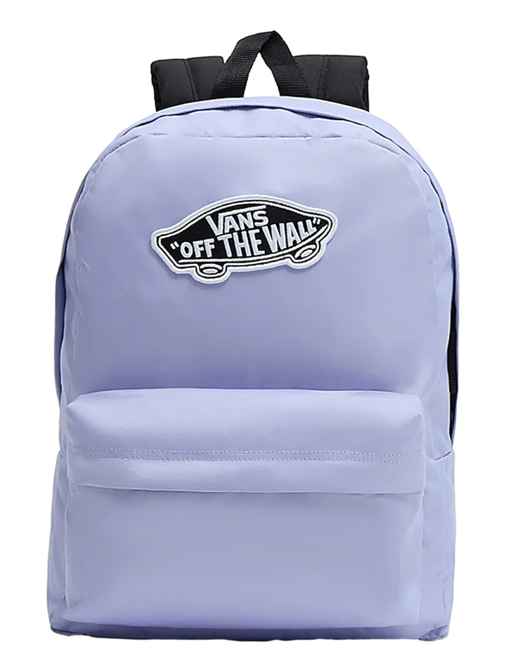 Mochila Vans color lavanda con logotipo central blanco y negro y correas negras.