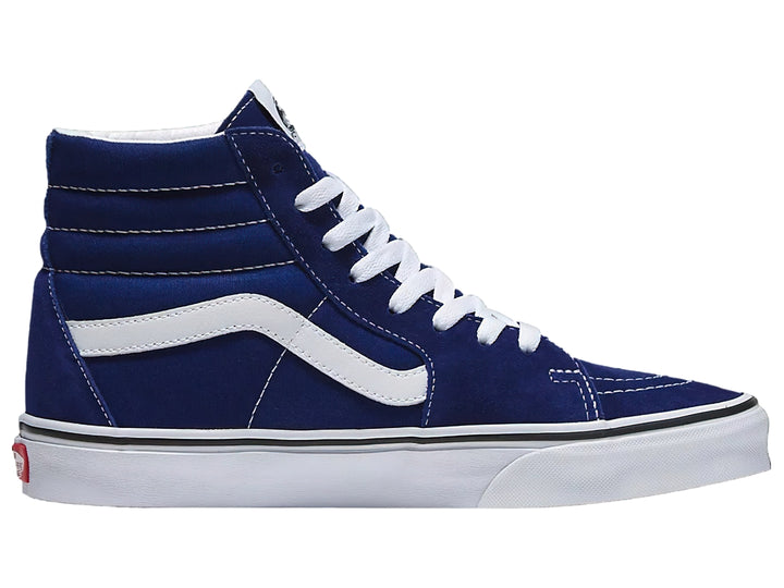 Tenis VANS Sk8-Hi color azul beacon blue con suela y franja lateral en blanco.