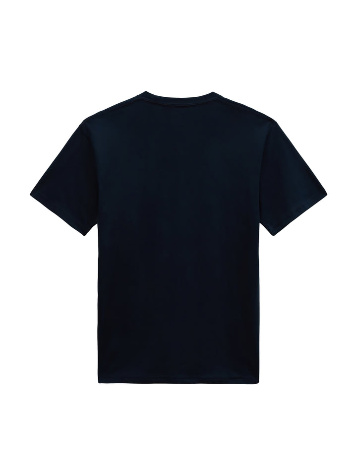 Hombre vistiendo una camiseta de manga corta color azul marino con el logotipo de VANS en gris en el pecho.