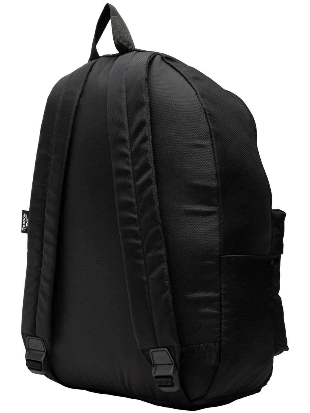 Mochila deportiva Reebok de color negro con logotipo blanco en el frente y un bolsillo exterior.
