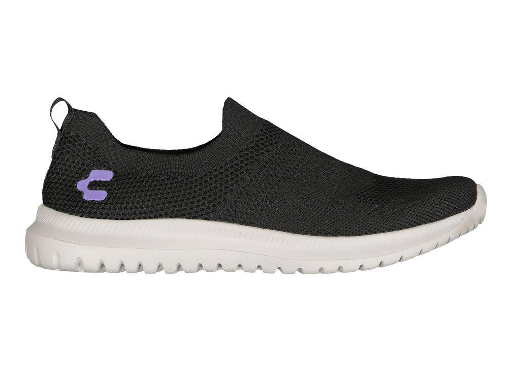Tenis deportivos Charly color negro con suela blanca, diseño slip-on sin agujetas.