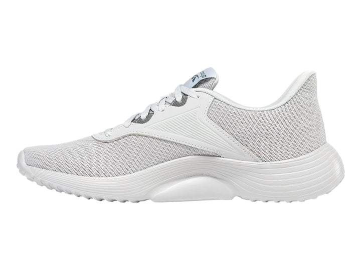 Tenis deportivos Reebok color gris con suela blanca y detalles en azul.