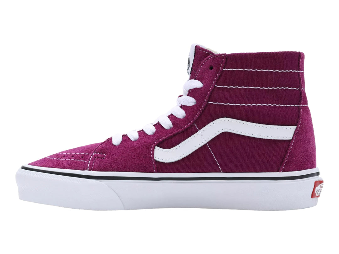 Tenis VANS Sk8-Hi color morado oscuro con suela y franja lateral blanca.