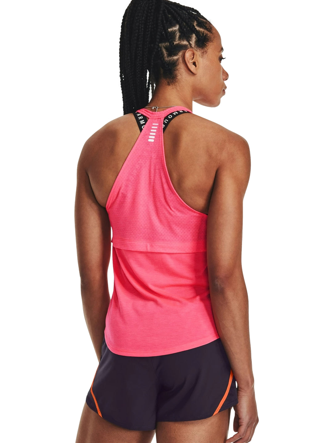 Camiseta deportiva sin mangas color rosa brillante Under Armour para mujer.