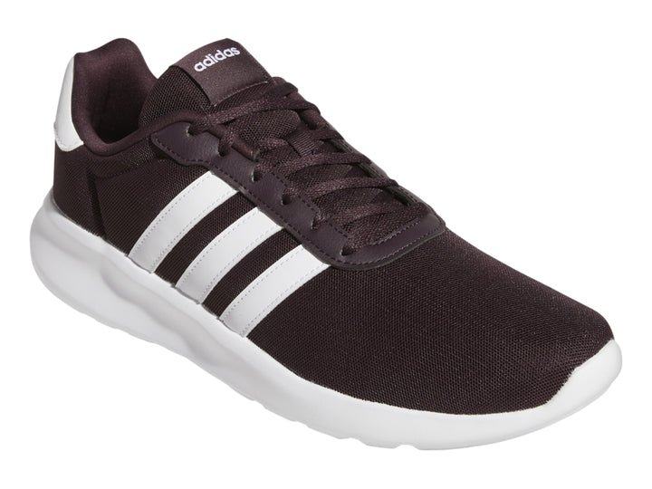 Tenis Adidas Lite Racer 3.0 en color marrón con tres franjas blancas laterales y suela blanca.