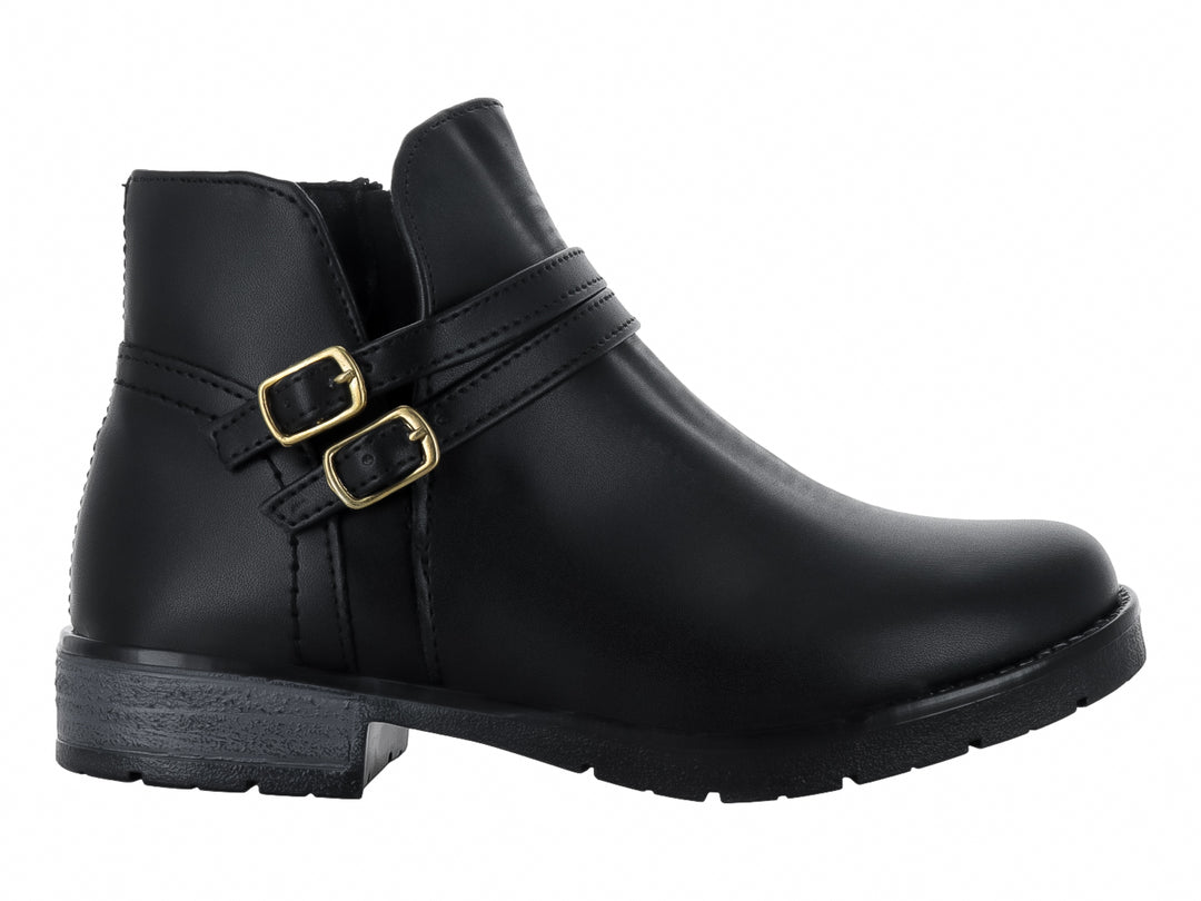 Botas negras para niña con doble correa y hebillas doradas laterales sobre fondo blanco.