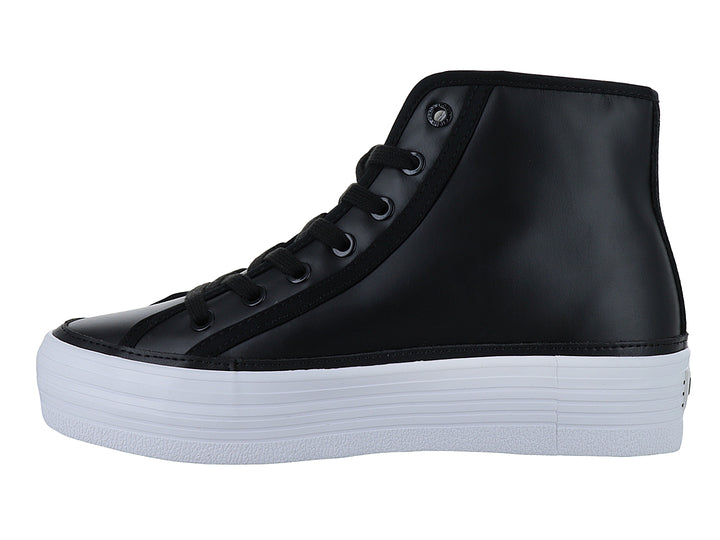 Tenis de bota alta Calvin Klein color negro con suela de plataforma blanca.